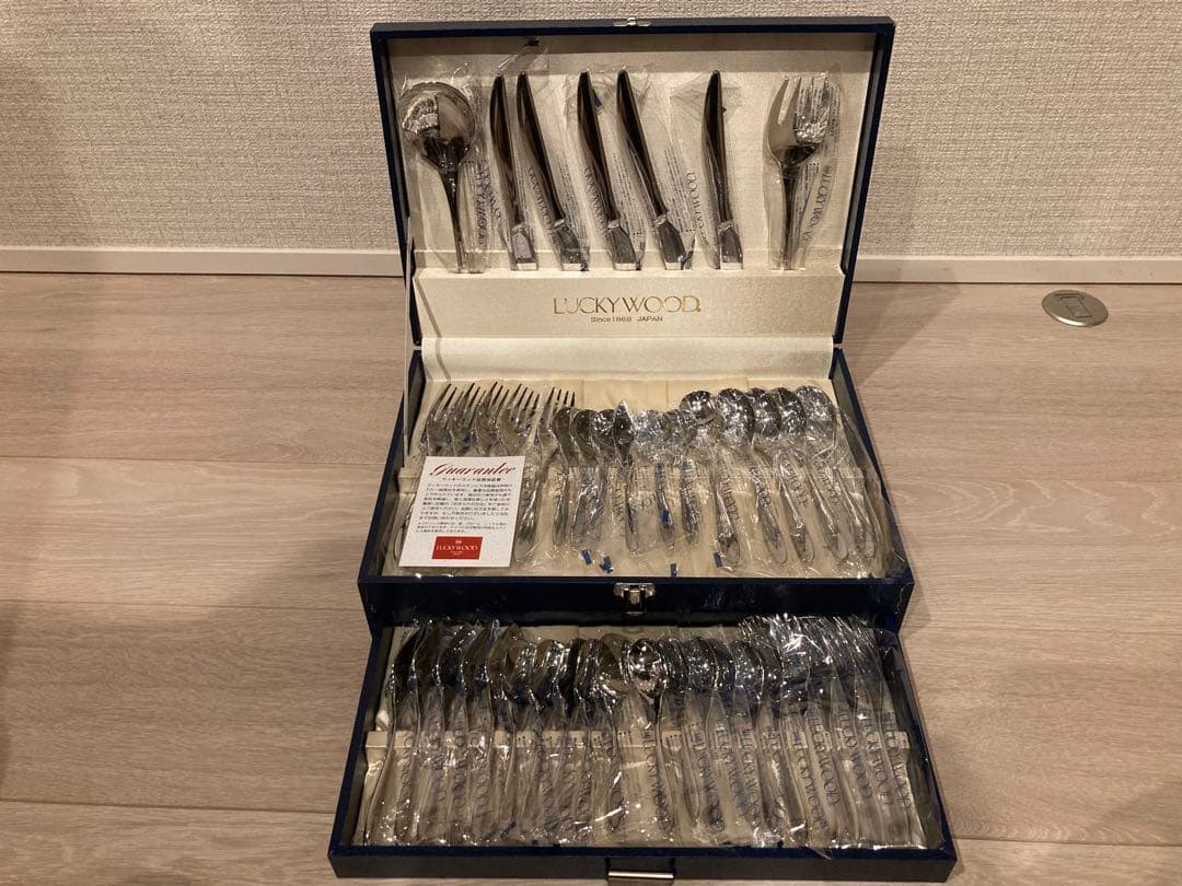 ラッキーウッドLuckywood マリール　43pc. ディナーセット 送料無料】ラッキーウッド マリール ディナーセット ステンレス 25pc 5