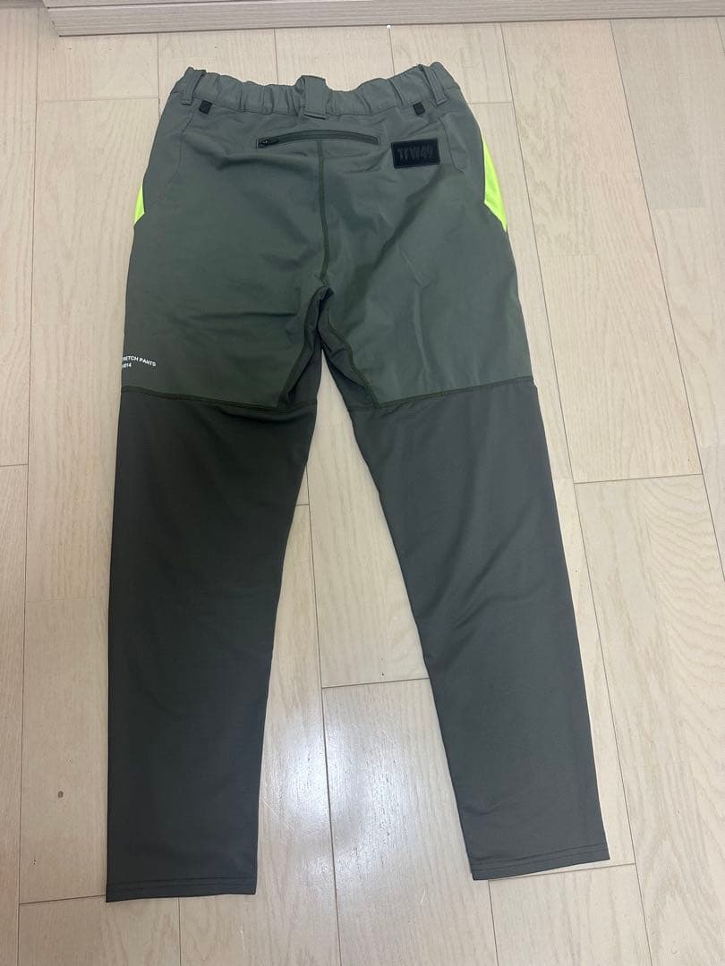 TFW49 スリムフィットパンツ S カーキ/イエローの通販はau PAY