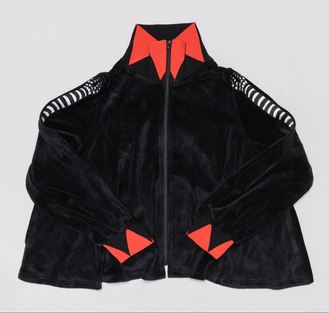 ヒグチユウコ　ジャージ　ベロアジャージ　フレア　ロングギュス　ボリス雑貨店 ベロアジャージ ロングギュス フレアTOPS – ボリス雑貨店