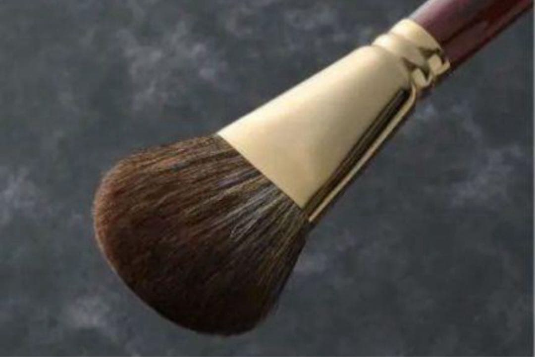 ゆ*き様 【人気商品☆再入荷】ウエダ美粧堂 パウダーブラシ (圧巻の