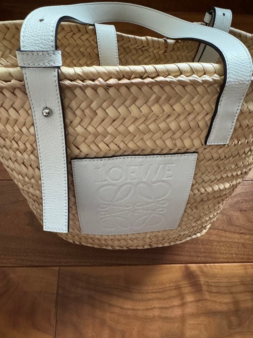 LOEWE かごバッグ ストロー レザー LOEWE（かごバッグ/ストローバッグ）のフリマアイテム一覧