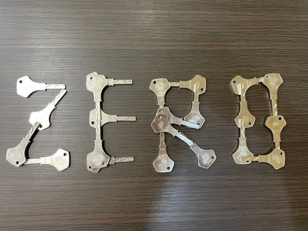 ゼロキー　40本セット TOMYTEC Z-83a フェラーリ 365 GTB4 コンペティツィオーネ (赤