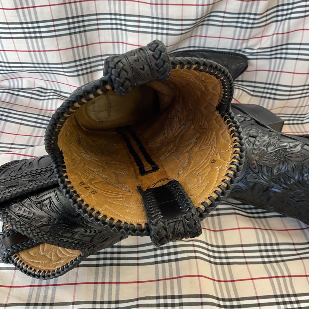 ブラック・エンボス　ウエスタンブーツ　　厚底　23.5cm　　　　　　1830