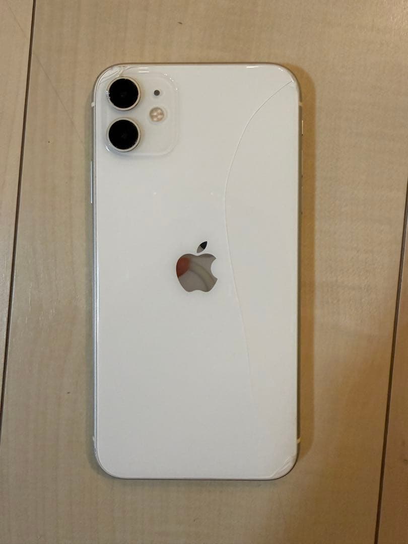 Apple iPhone 11 ホワイト 64GB 本体ジャンク品 - メルカリ