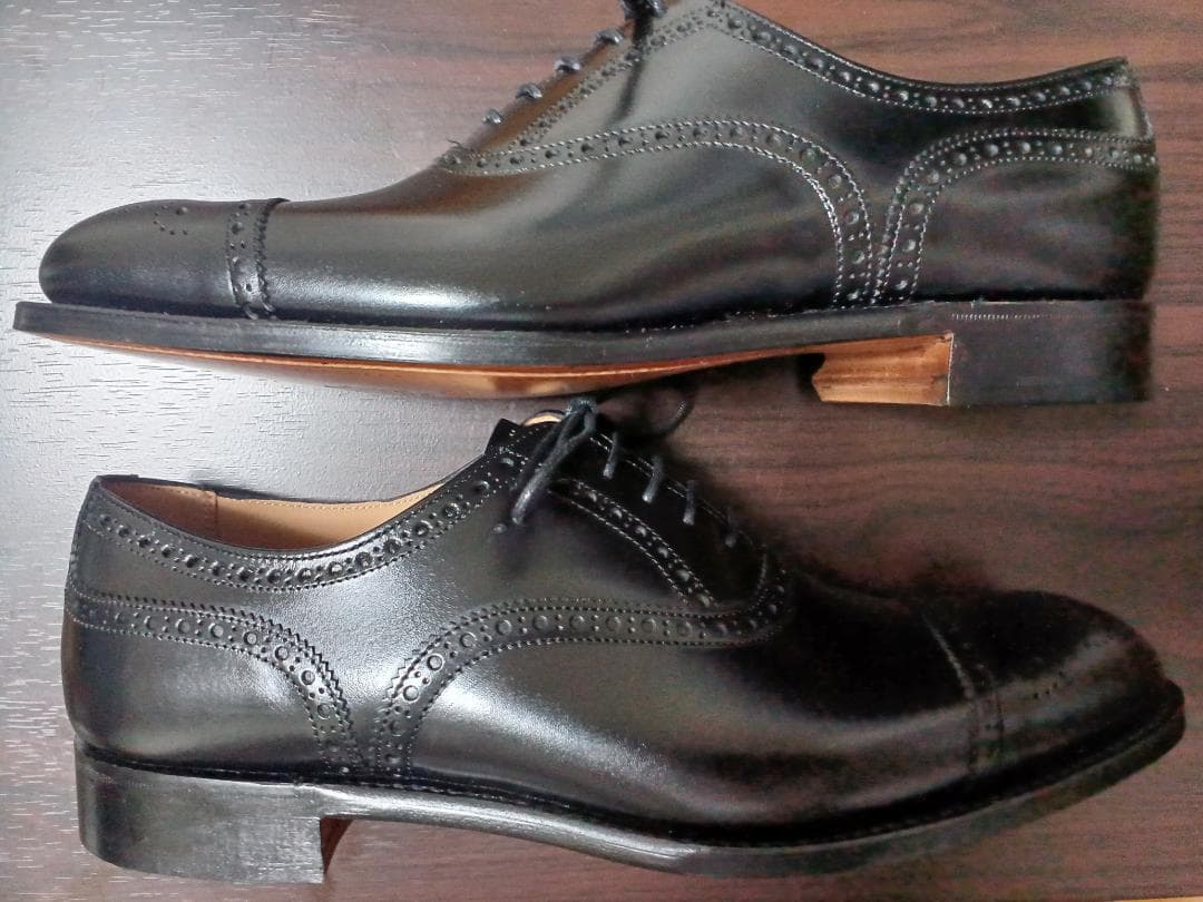 新品未使用 チーニー ウィルフレッド 黒 26cm 7.5F