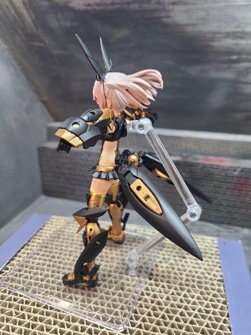 バンダイ 30MS ツキルナ＝ディアース 全塗装 完成品 - メルカリ