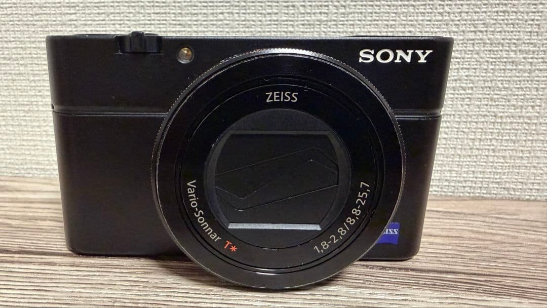 SONY　DSC-RX100M3　 コンパクトデジタルカメラ RX100III(DSC-RX100M3) | デジタルスチルカメラ Cyber-shot