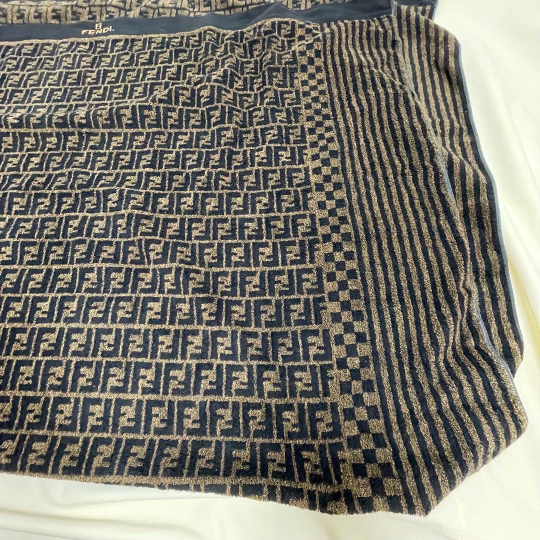 未使用】 FENDI フェンディ タオルケット ズッカ柄 総柄 ブラウン