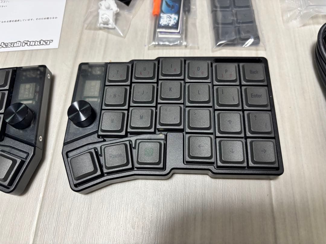 Cornix LP New Black JezailFunder 分割キーボード - メルカリ