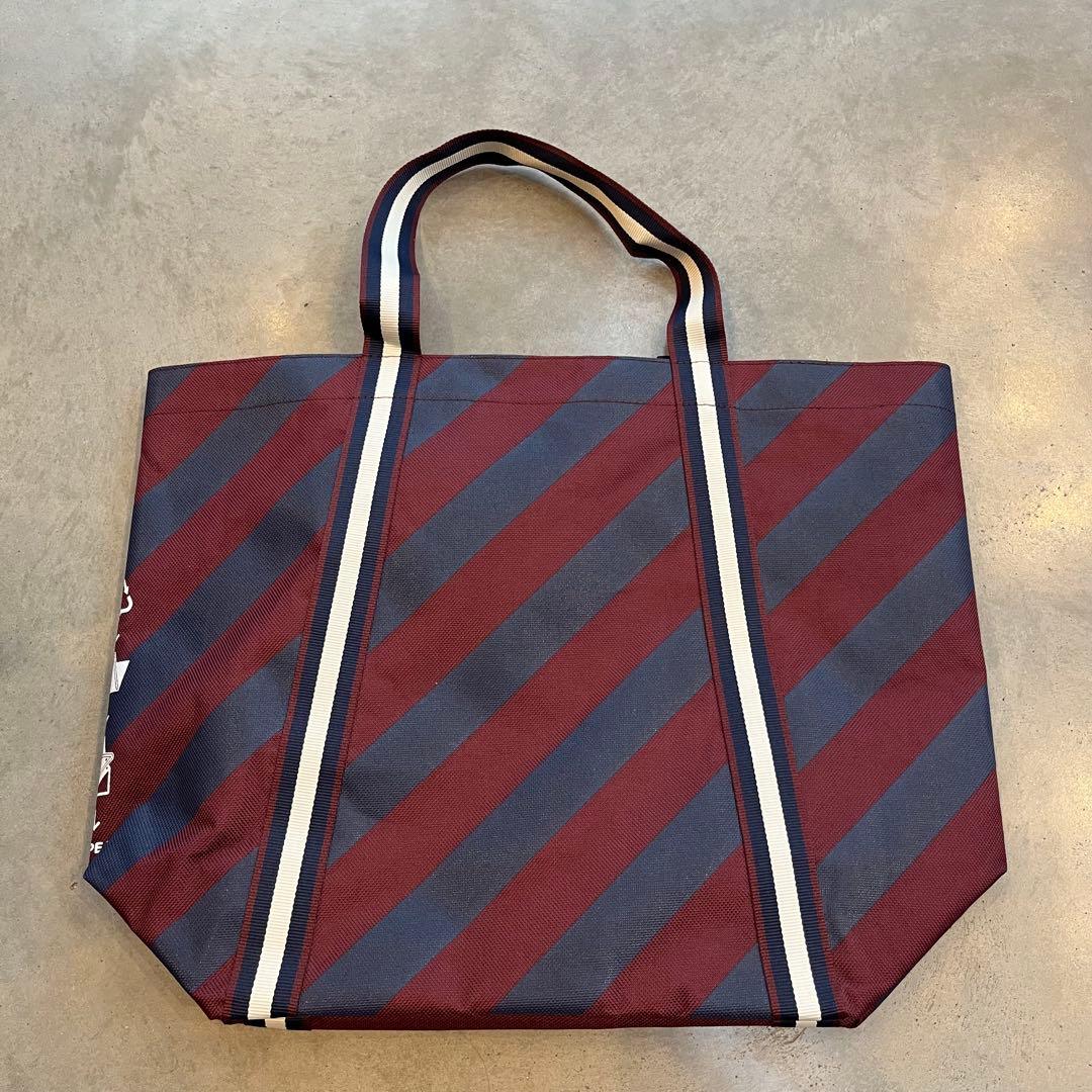 新年割引】ロンドン限定 アニヤハインドマーチ ユニバーサルバッグ