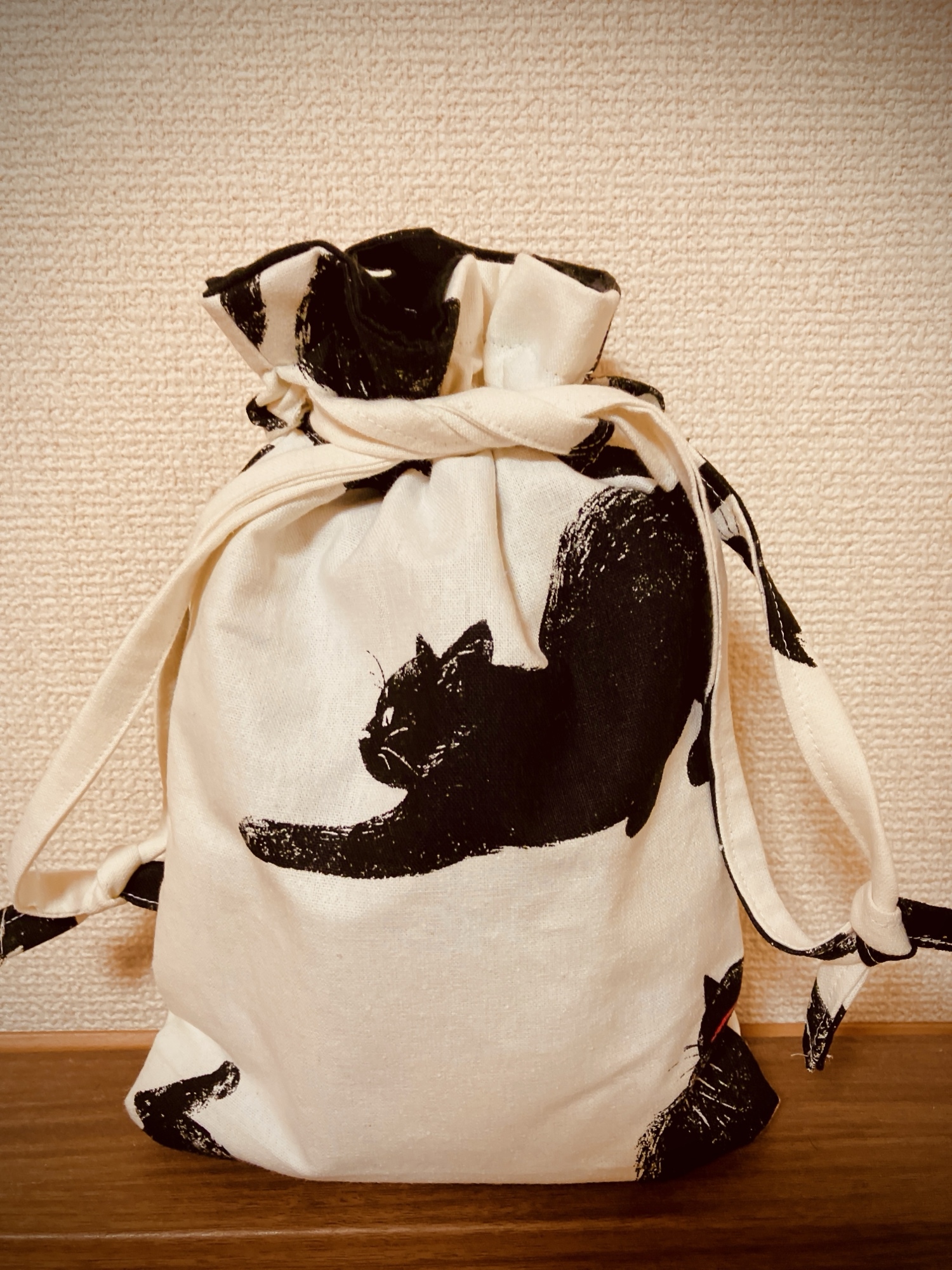 ◇夏のセール中◇今ならプレゼント2点付き！可愛い黒猫ちゃんのトート