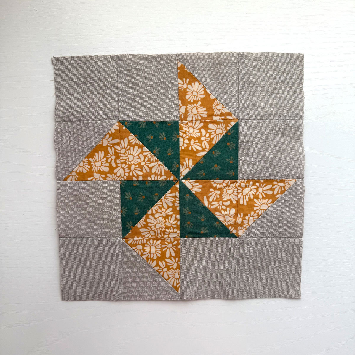 Free Hanging Scrap Basket Pattern Using Tiny Pinwheels - Suzy Quilts