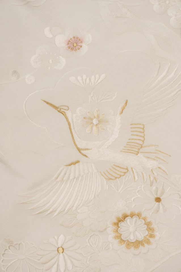 Kimono（着物）の白無垢 鶴牡丹松竹梅です。｜インポートドレスサロン